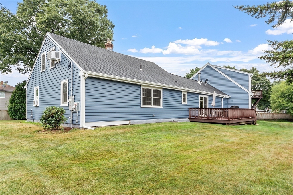 22 Svenson Road Shrewsbury, MA 01545 - Photo 6 of 42 Gallery Image 6