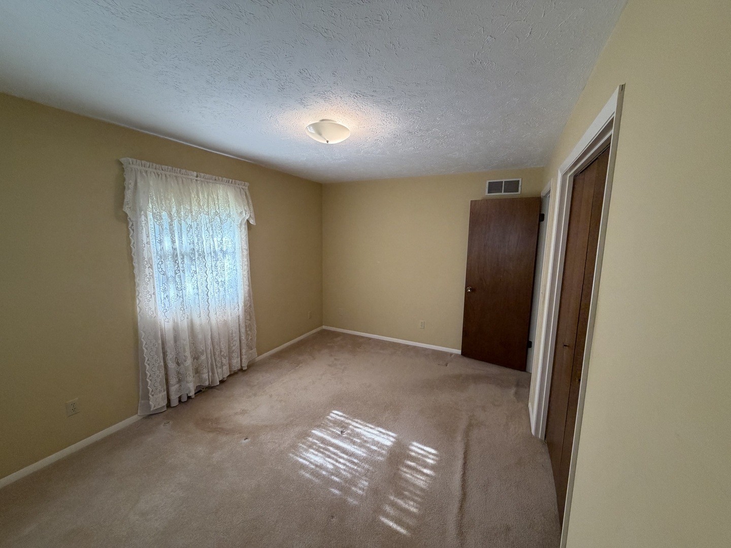 101 South Parkside Road Normal, IL 61761 - Photo 15 of 37