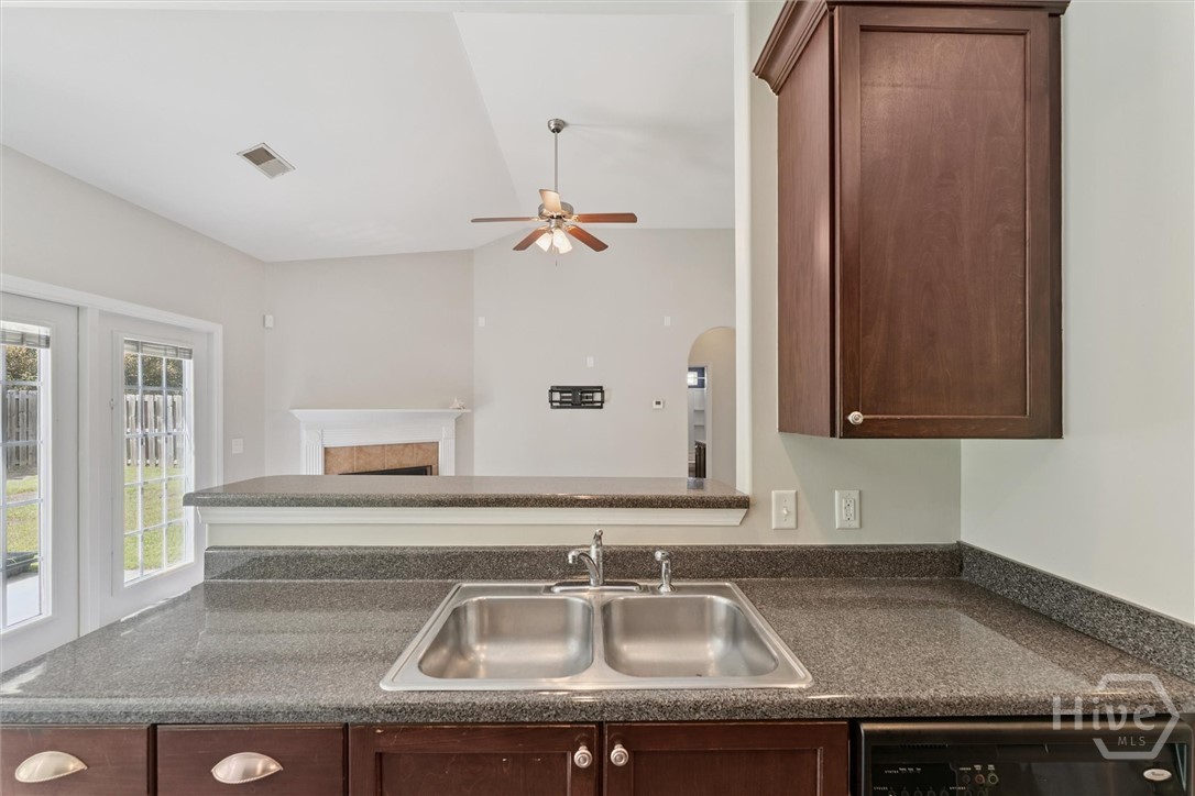 131 Lake House Road Pooler, GA 31322 - Photo 12 of 39 Gallery Image 12