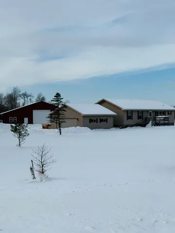 $299,900 | 67523 Norway Spruce Road, Finlayson, MN 55735