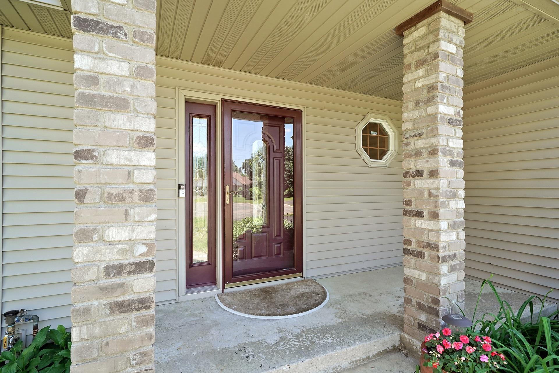 14246 Dearborn Path Rosemount, MN 55068 - Photo 37 of 44