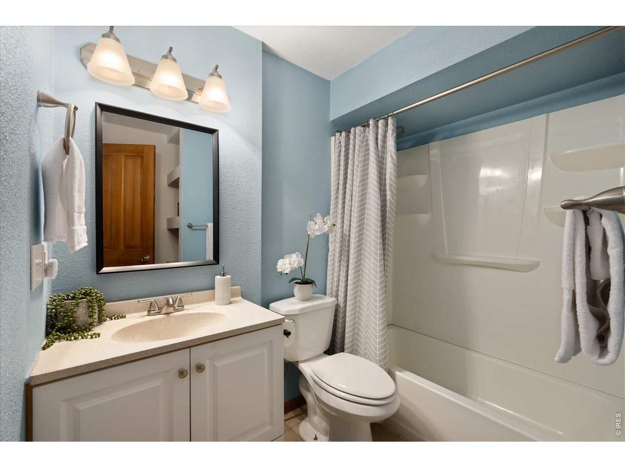 1607 Centennial Road Fort Collins, CO 80525 - Photo 37 of 49