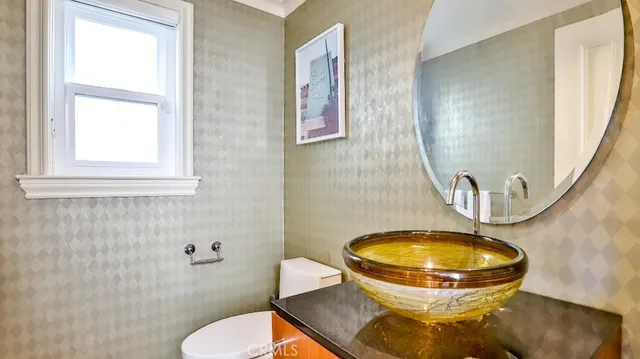 $7,000 | 203 Frankfort Avenue, Huntington Beach, CA 92648