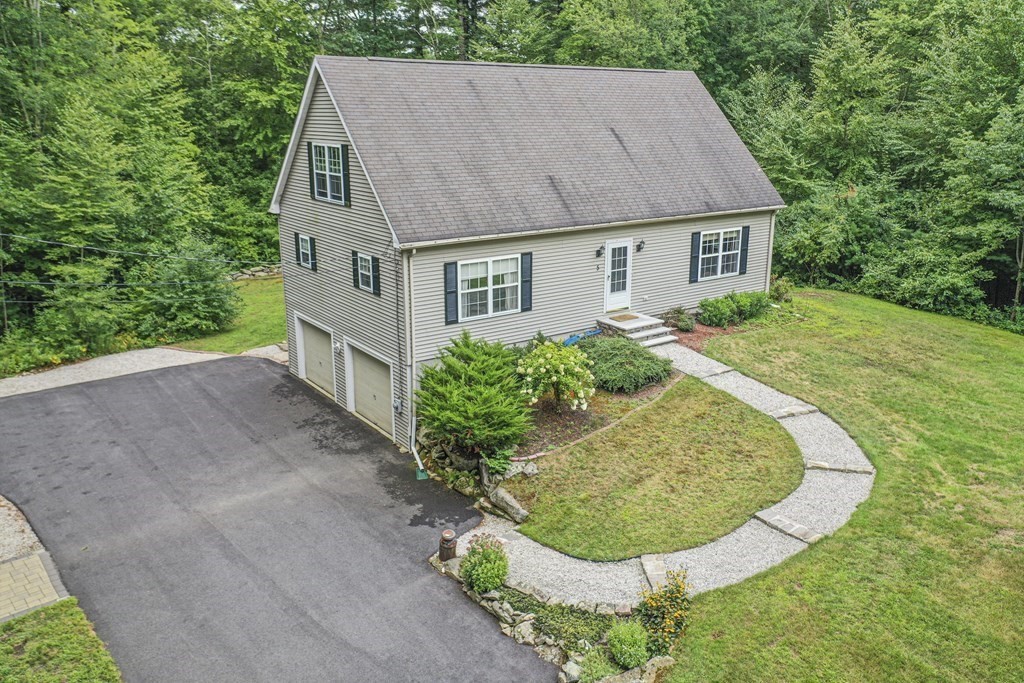 5 Pine Island Road Milford, MA 01757 - Photo 19 of 27