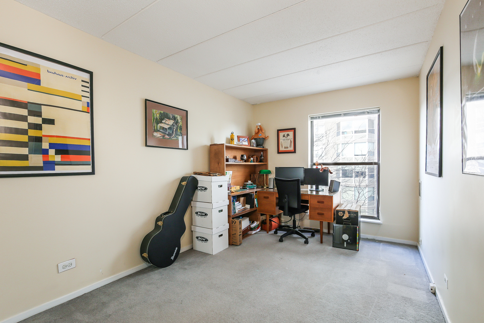711 West Gordon Terrace, Unit 503 Chicago, IL 60613 - Photo 7 of 14