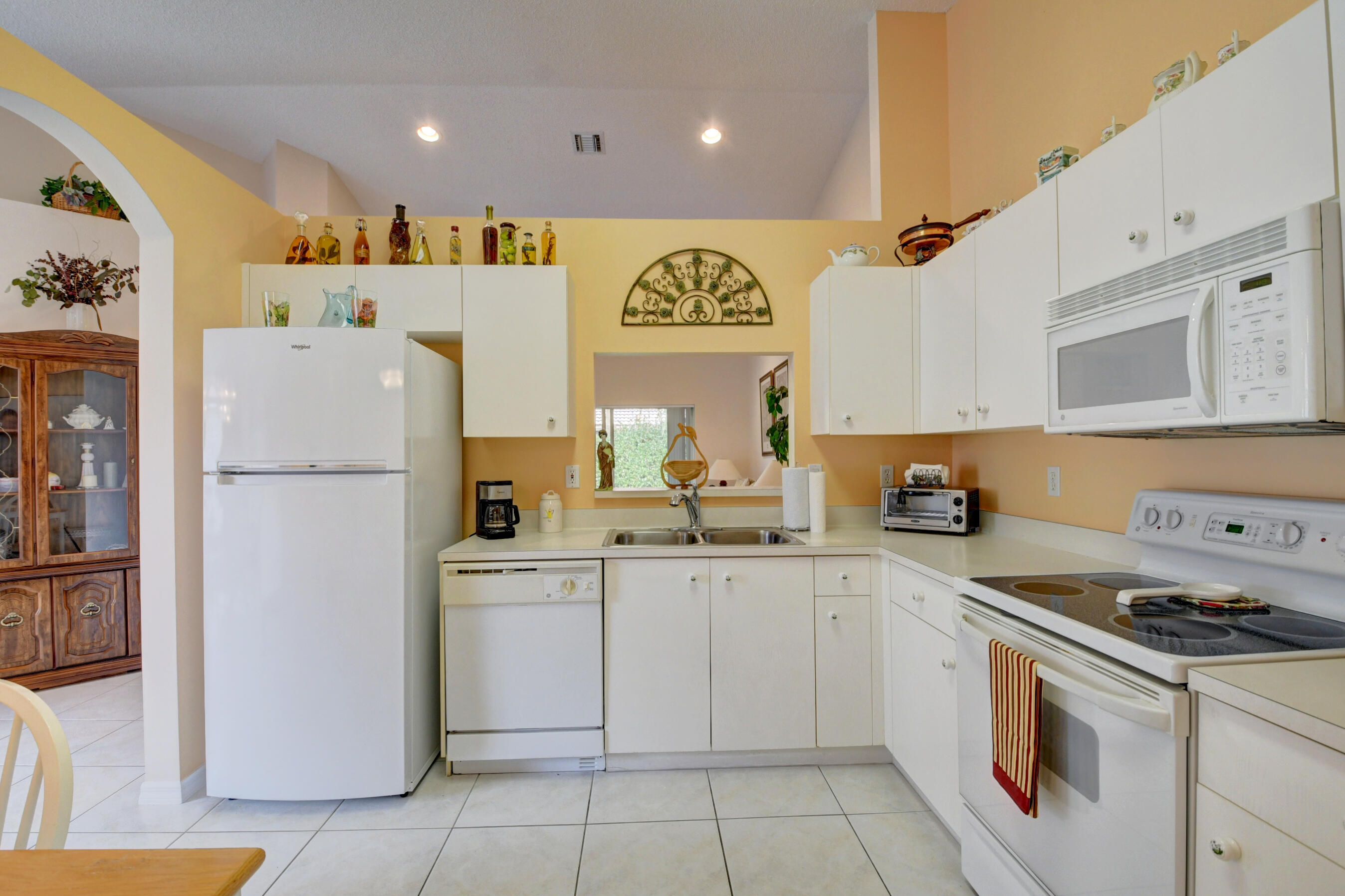 6077 Heliconia Road Delray Beach, FL 33484 - Photo 15 of 61 DSC_7463_4_5_6_7