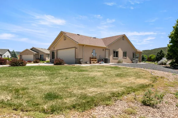 $395,000 | 325 Southeast Cobblestone Court, Cedaredge, CO 81413