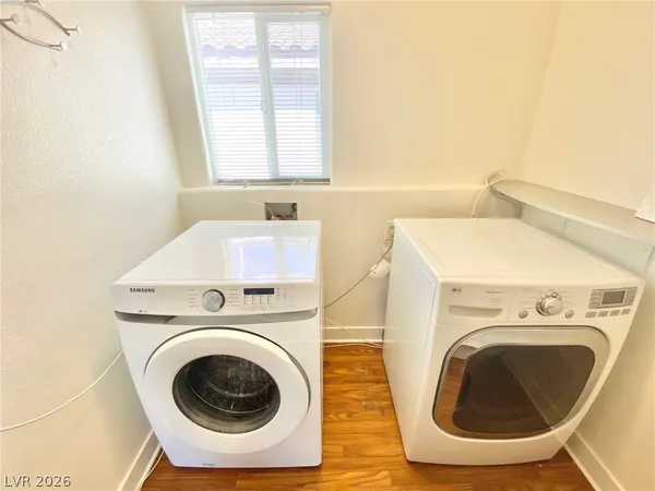 $2,100 | 249 Soggy Ruff Way, Las Vegas, NV 89148