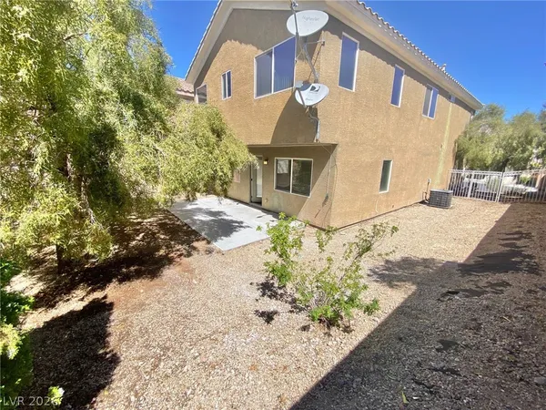$2,100 | 249 Soggy Ruff Way, Las Vegas, NV 89148