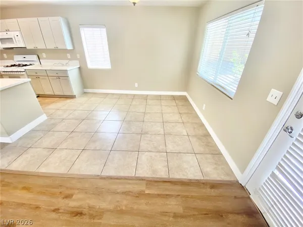 $2,100 | 249 Soggy Ruff Way, Las Vegas, NV 89148