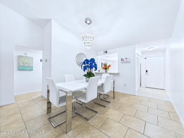 $190,000 | 1515 Huntington Lane, Unit 924, Rockledge, FL 32955