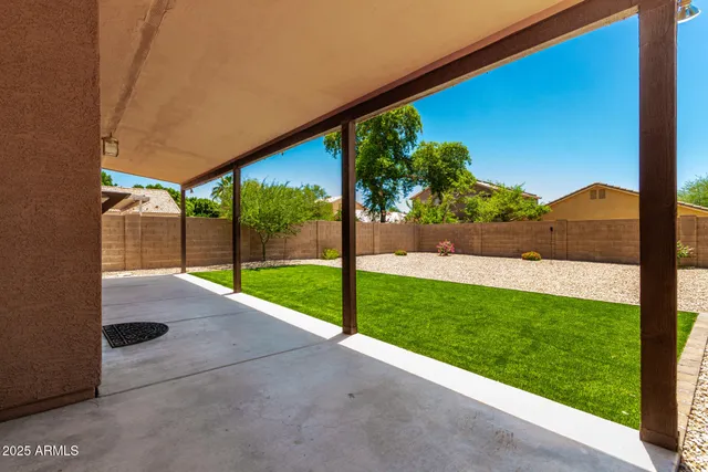 $2,350 | 6771 West Bronco Trail, Peoria, AZ 85383