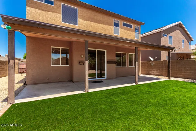 $2,350 | 6771 West Bronco Trail, Peoria, AZ 85383