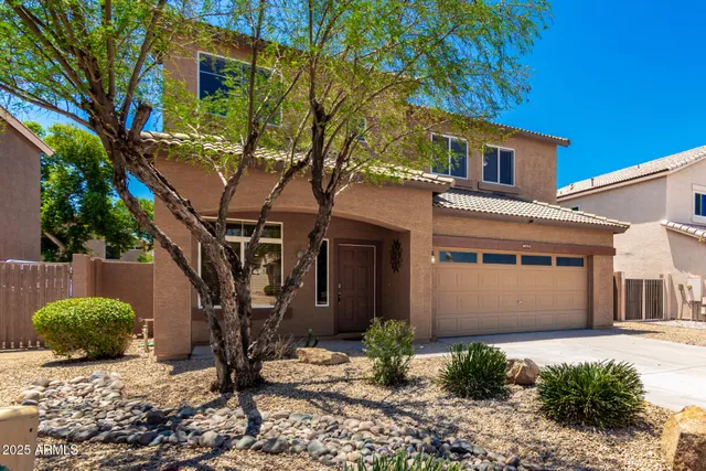 $2,350 | 6771 West Bronco Trail, Peoria, AZ 85383