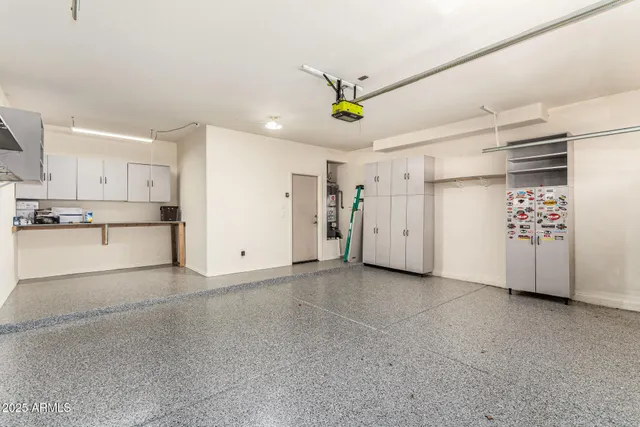 $2,350 | 6771 West Bronco Trail, Peoria, AZ 85383