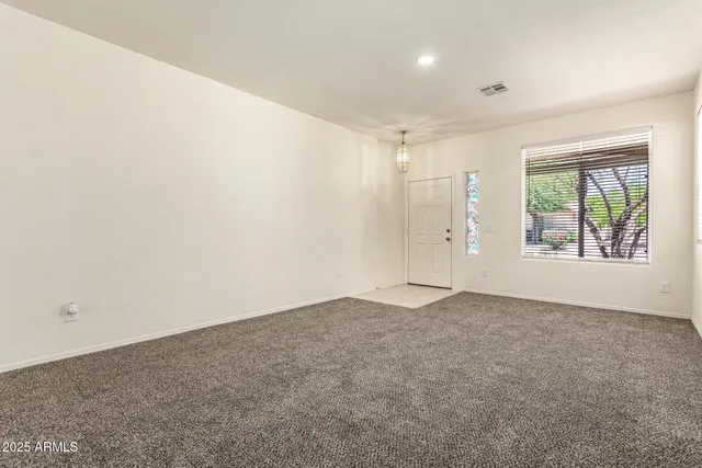 $2,350 | 6771 West Bronco Trail, Peoria, AZ 85383