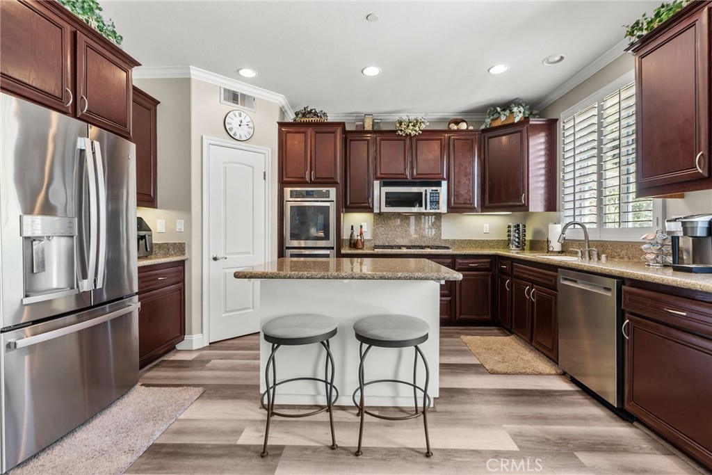 2092 Nohl Ranch Road Orange, CA 92867 - Photo 12 of 39