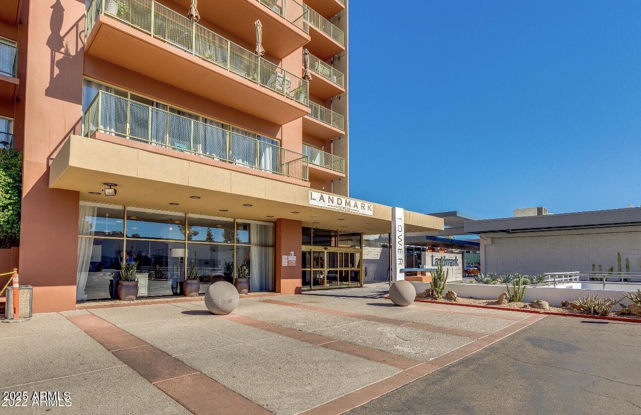 4750 North Central Avenue, Unit 3A Phoenix, AZ 85012 - Photo 14 of 24 front view of a building