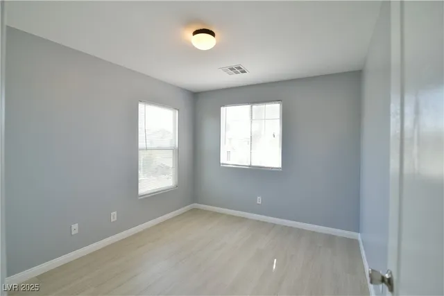 $2,095 | 4198 Apple Oak Court, Las Vegas, NV 89115