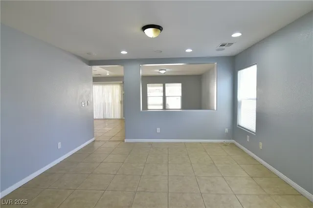 $2,095 | 4198 Apple Oak Court, Las Vegas, NV 89115