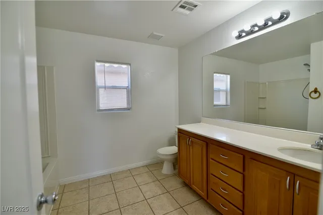 $2,095 | 4198 Apple Oak Court, Las Vegas, NV 89115