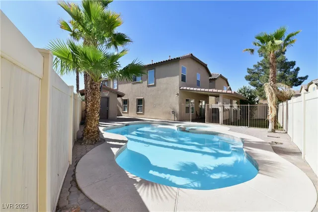 $2,095 | 4198 Apple Oak Court, Las Vegas, NV 89115