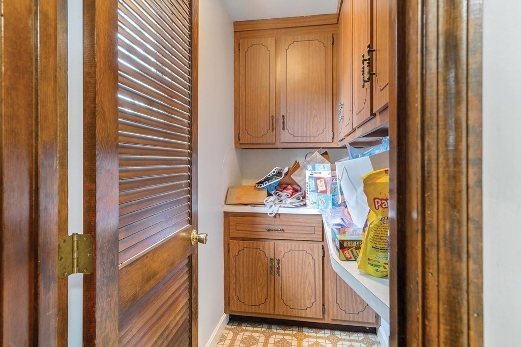 35 Crosby Road Newton, MA 02467 - Photo 27 of 36