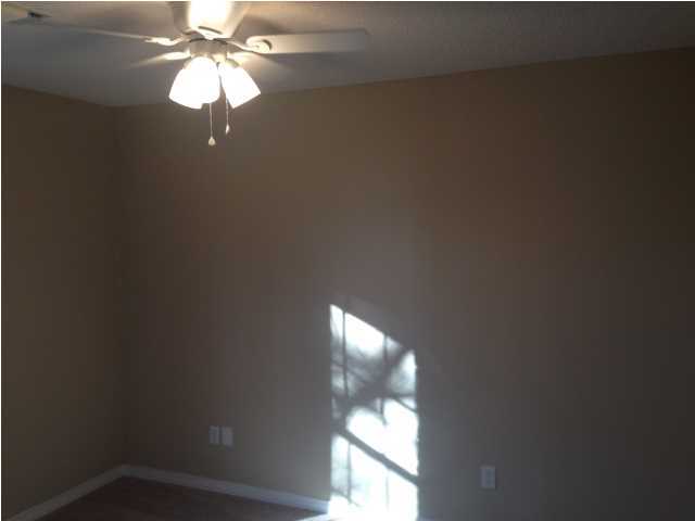 1030 Tallokas Road Crestview, FL 32536 - Photo 6 of 30