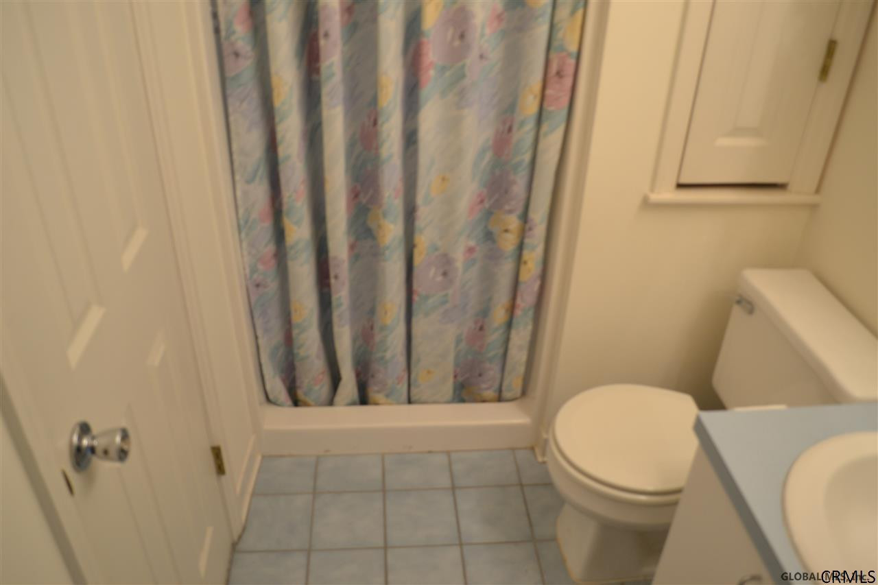 194 Harvard Road Colonie, NY 12189 - Photo 19 of 23 Photo 19