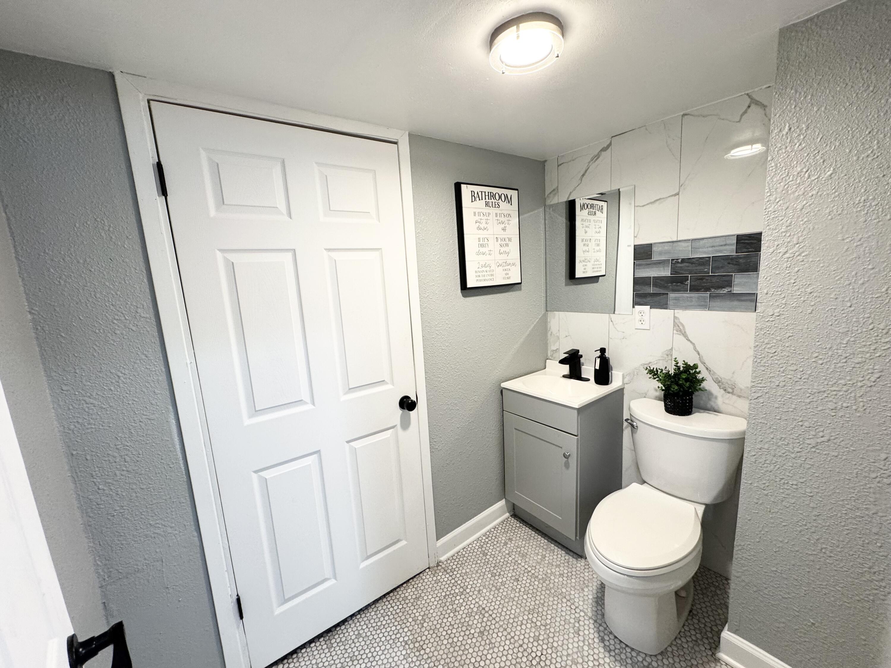 5931 North 42nd Street Milwaukee, WI 53209 - Photo 13 of 18 IMG_4320