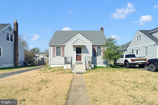 $315,000 | 12 New Hampshire Avenue, Cherry Hill, NJ 08002