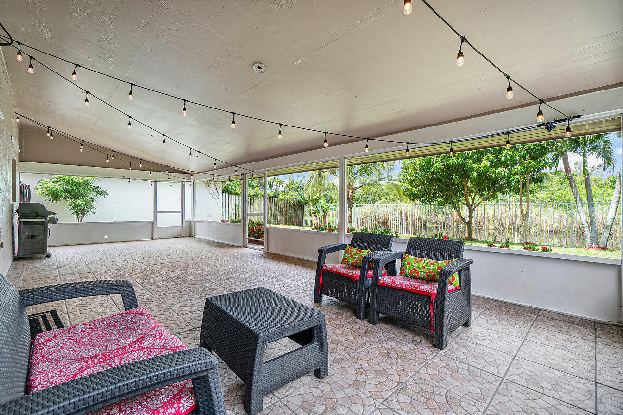 21301 Sawmill Court Boca Raton, FL 33498 - Photo 14 of 38 043-21301SawmillCourt-BocaRaton-FL-33498