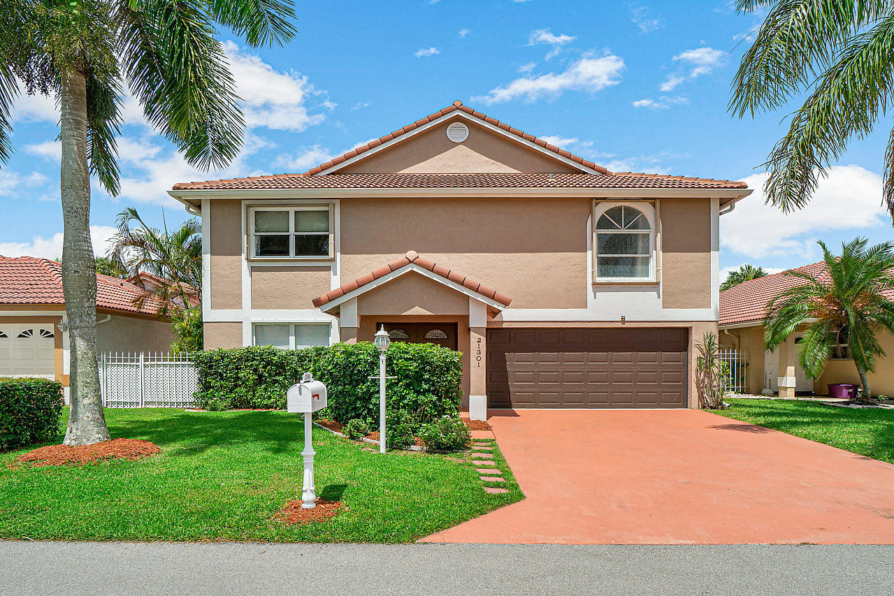 21301 Sawmill Court Boca Raton, FL 33498 - Photo 2 of 38 011-21301SawmillCourt-BocaRaton-FL-33498