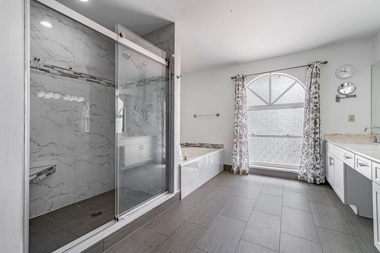 21301 Sawmill Court Boca Raton, FL 33498 - Photo 23 of 38 036-21301SawmillCourt-BocaRaton-FL-33498