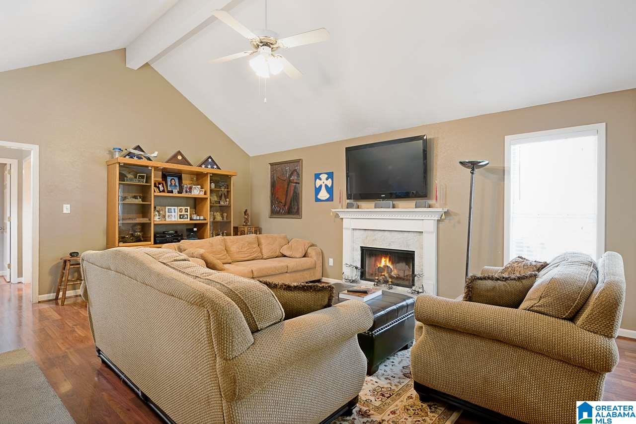 131 Pebble Lane Alabaster, AL 35007 - Photo 3 of 41