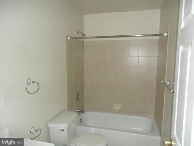 7352 Manchester Road Dundalk, MD 21222 - Photo 6 of 8 Bath #1