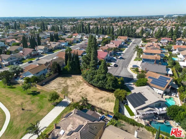 $695,000 | 554 Vanderbilt Drive, Placentia, CA 92870