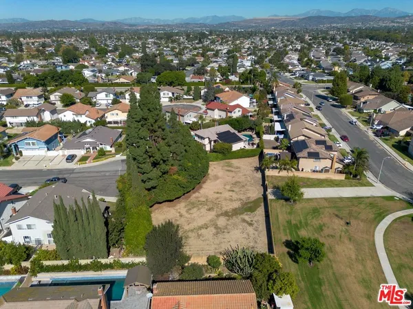 $695,000 | 554 Vanderbilt Drive, Placentia, CA 92870