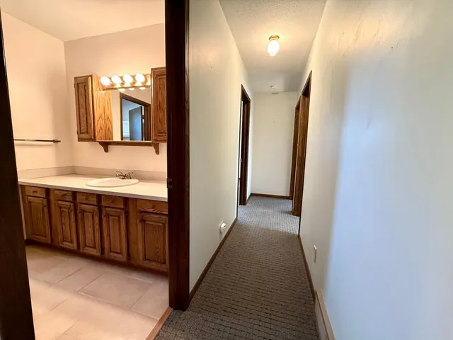 $299,900 | 1318 Chestnut Avenue West, Olivia, MN 56277