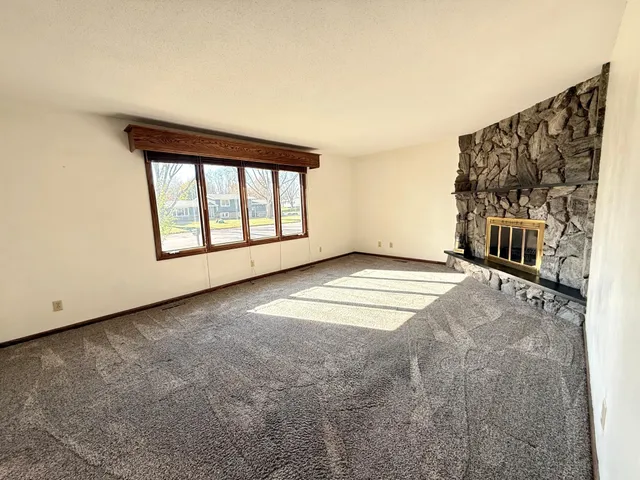 $299,900 | 1318 Chestnut Avenue West, Olivia, MN 56277