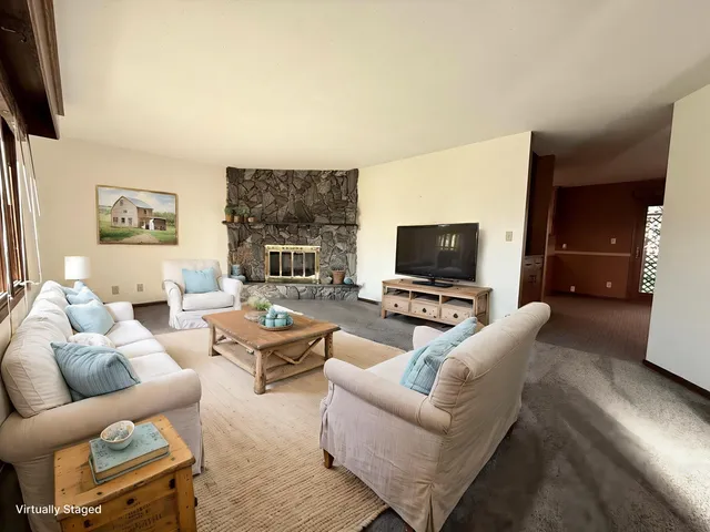 $299,900 | 1318 Chestnut Avenue West, Olivia, MN 56277