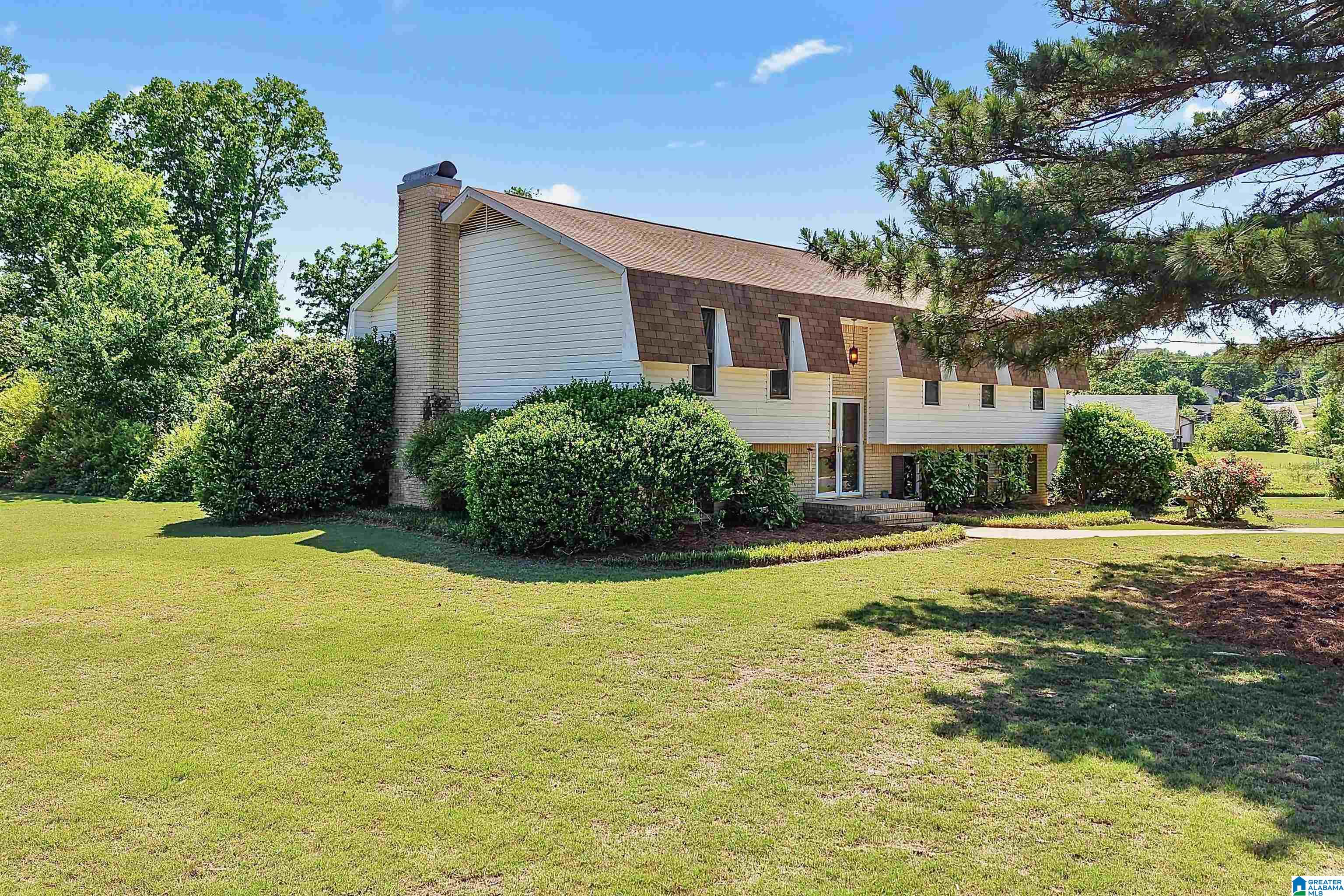504 Wilderness Road Pelham, AL 35124 - Photo 8 of 38