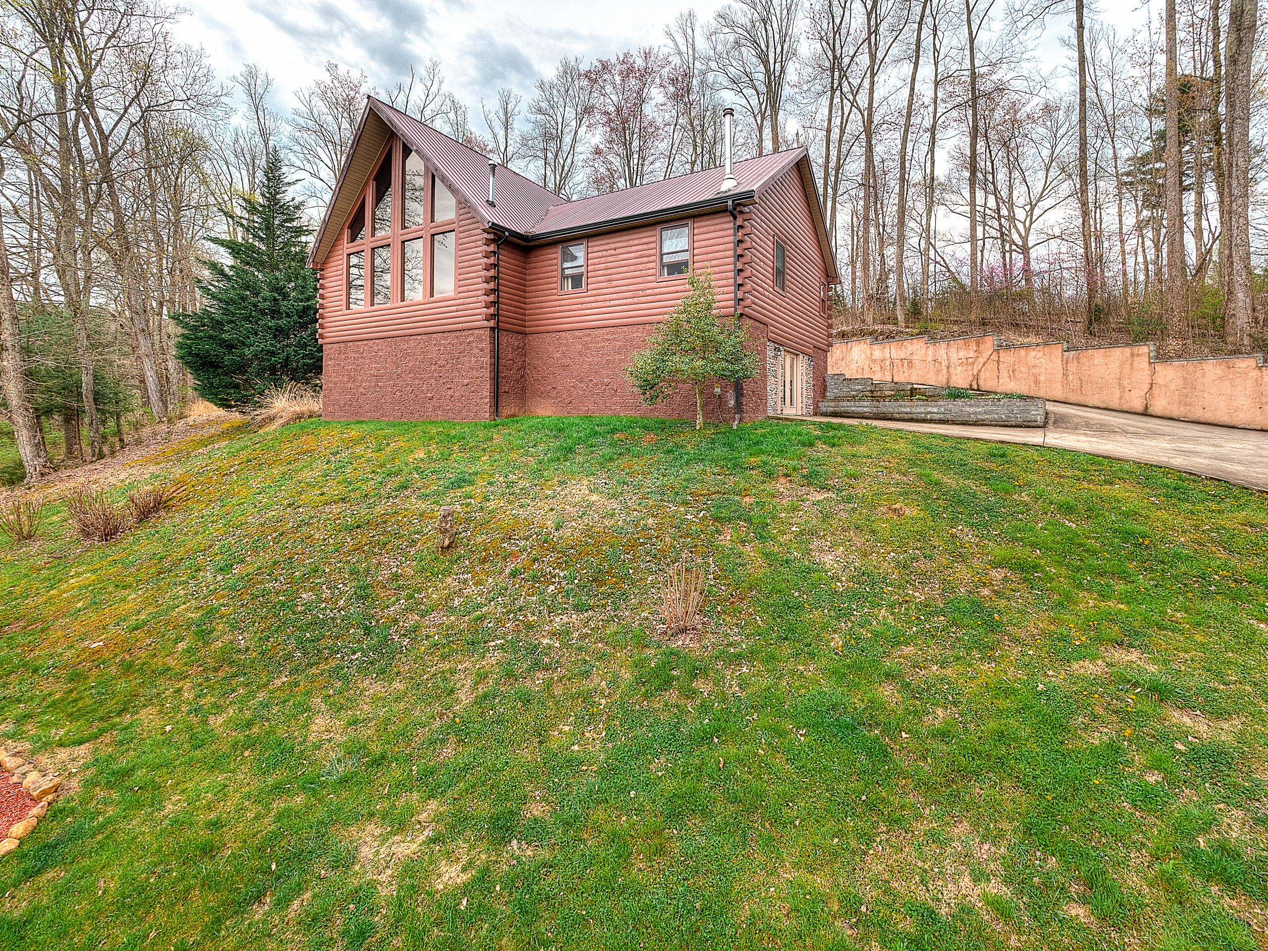 129 Shepherd Road Johnson City, TN 37601 - Photo 3 of 47 exterior-15 (1)