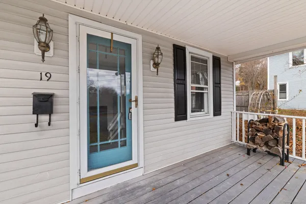a view of deck with patio