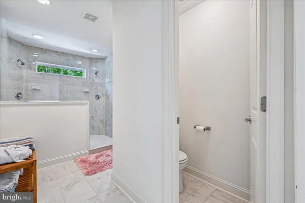 $1,199,999 | 11107 King Gallahan Court, Clinton, MD 20735