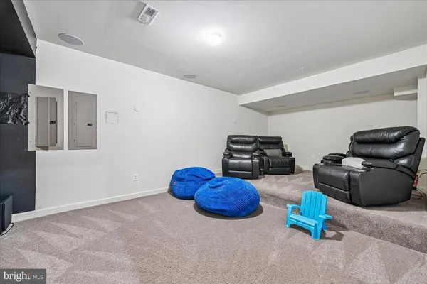 $1,199,999 | 11107 King Gallahan Court, Clinton, MD 20735