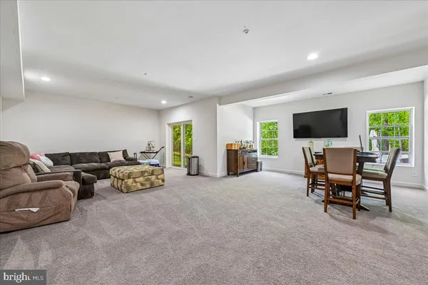 $1,199,999 | 11107 King Gallahan Court, Clinton, MD 20735