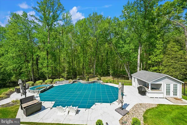 $1,199,999 | 11107 King Gallahan Court, Clinton, MD 20735