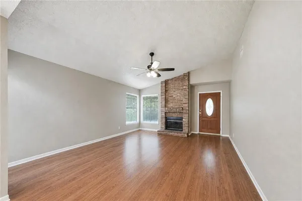 $1,600 | 1107 Winecup Circle, College Station, TX 77845