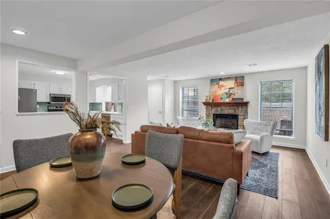 $175,000 | 12786 West 110th Terrace, Overland Park, KS 66210